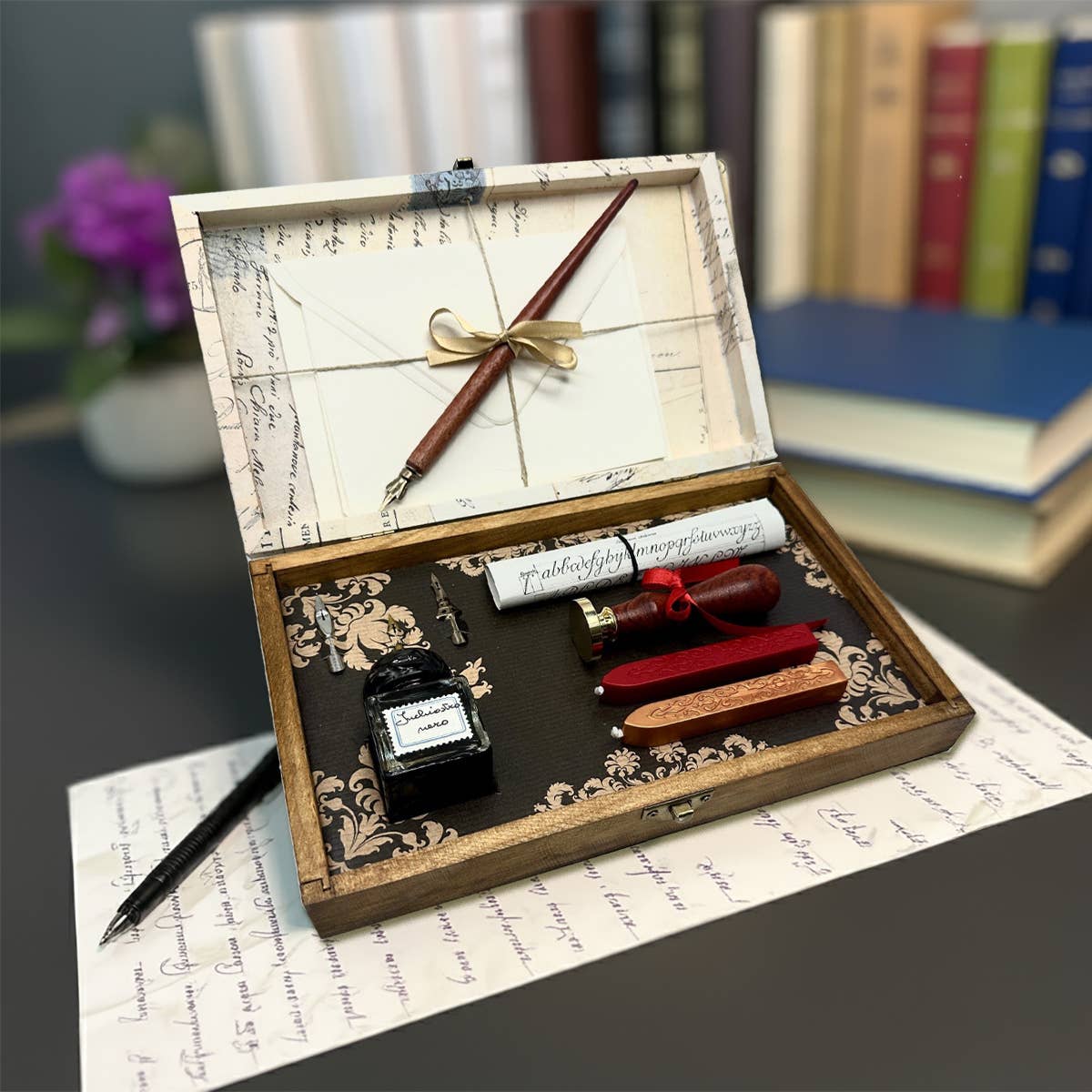 Coffret en bois avec kit de sceau de cire et ensemble d'écriture calligraphique