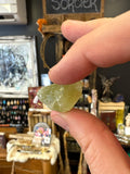 Calcite verte- pierre brute