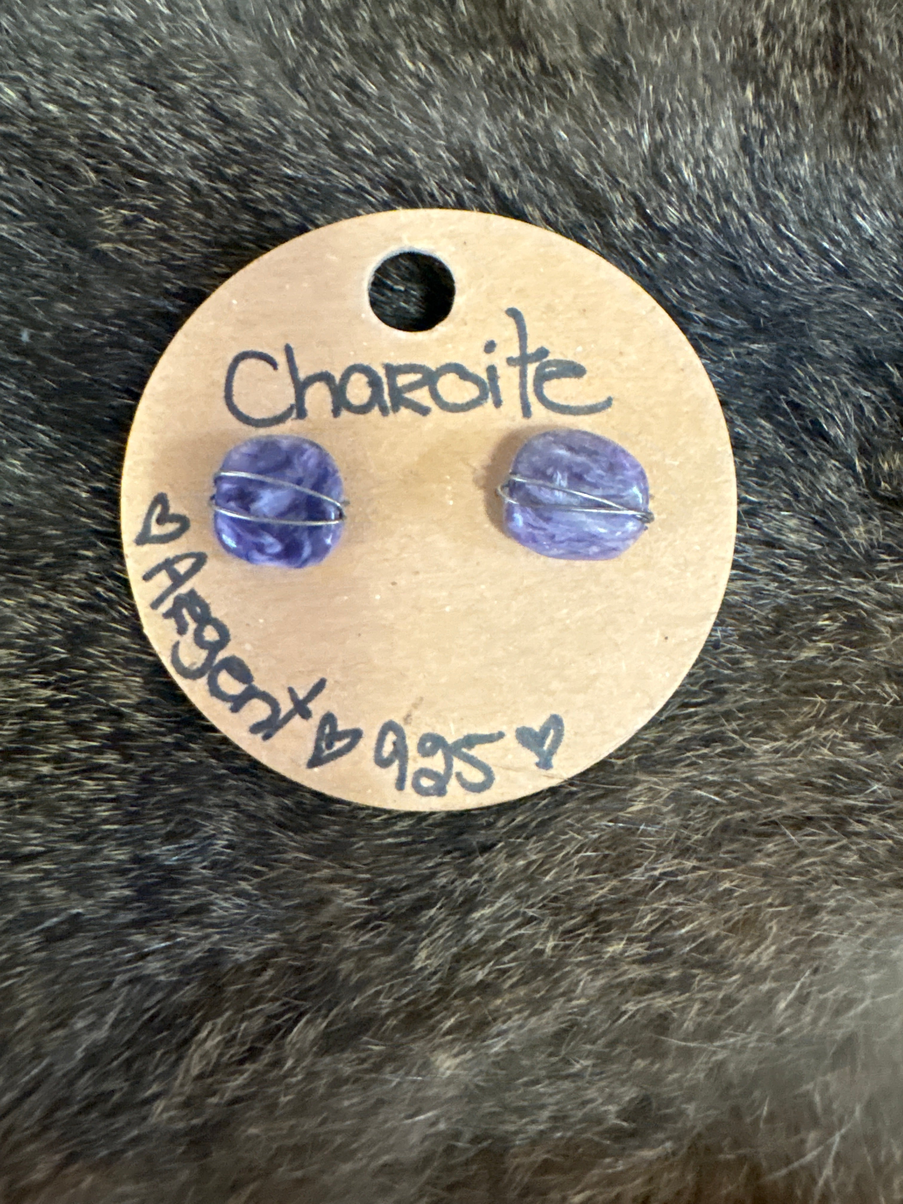 Boucle d’oreille d’argent en Charoite