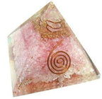 Pyramide orgone en quartz rose