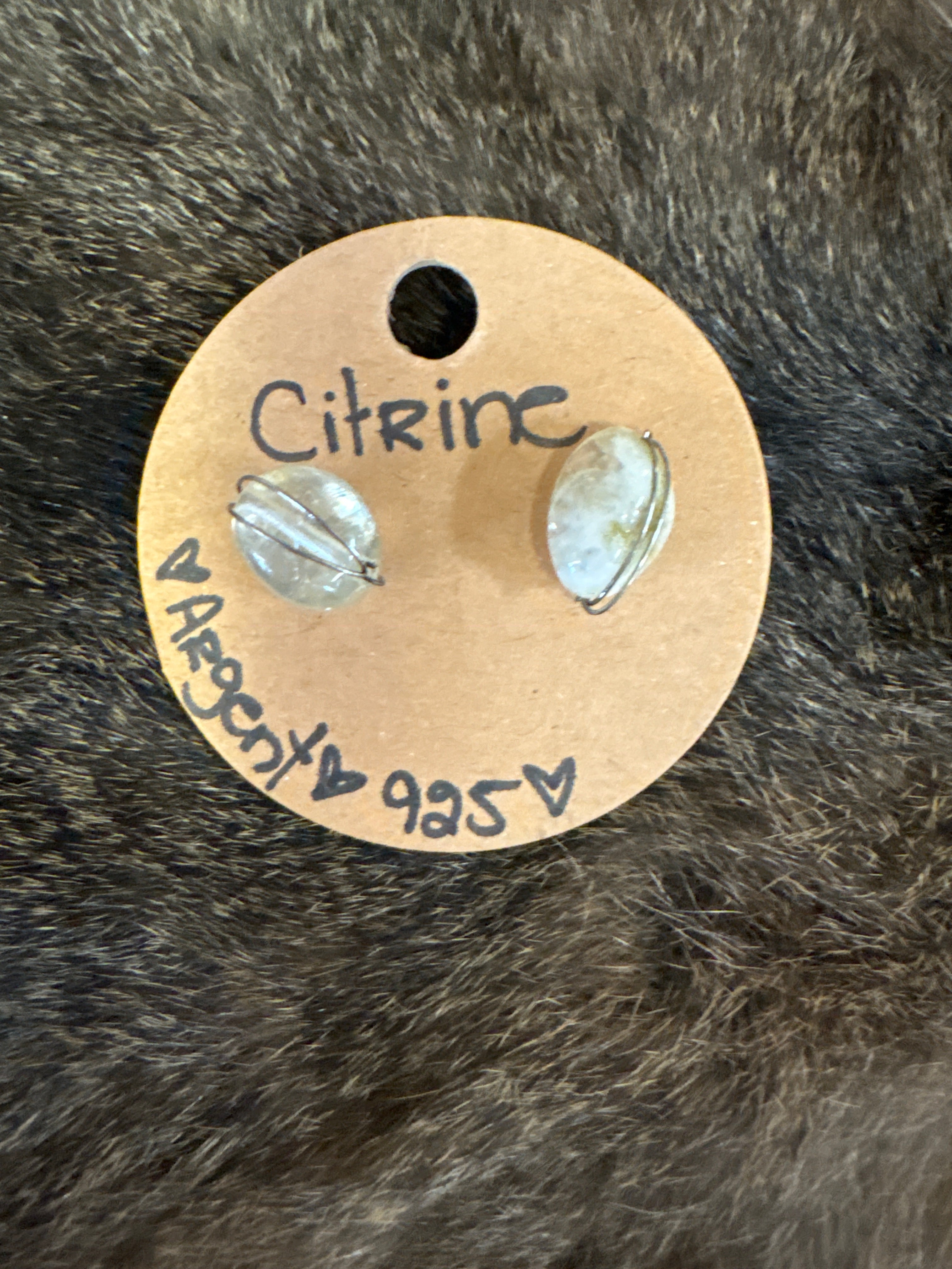 Boucle d’oreille d’argent en Citrine