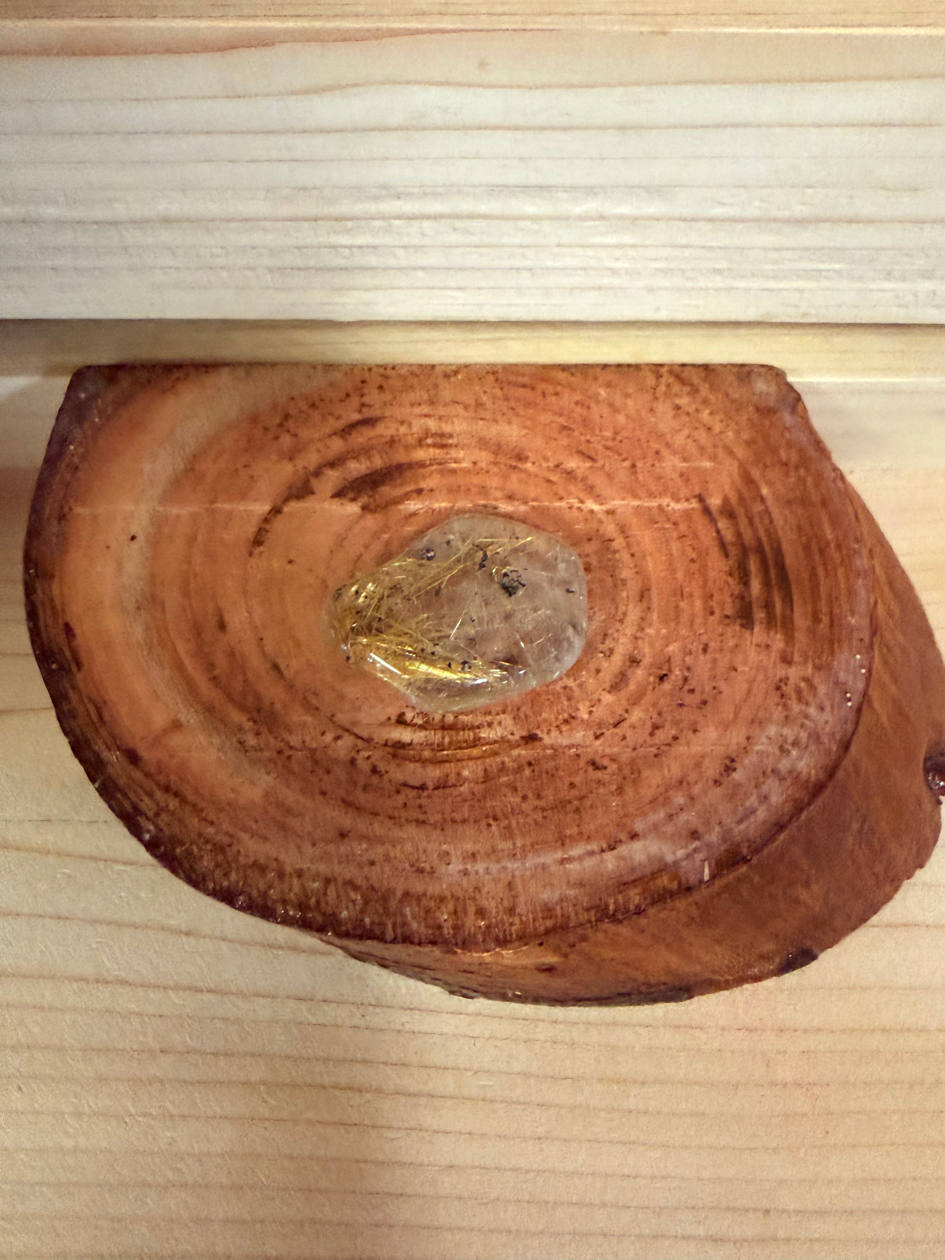 Quartz rutilé- Pierre roulée