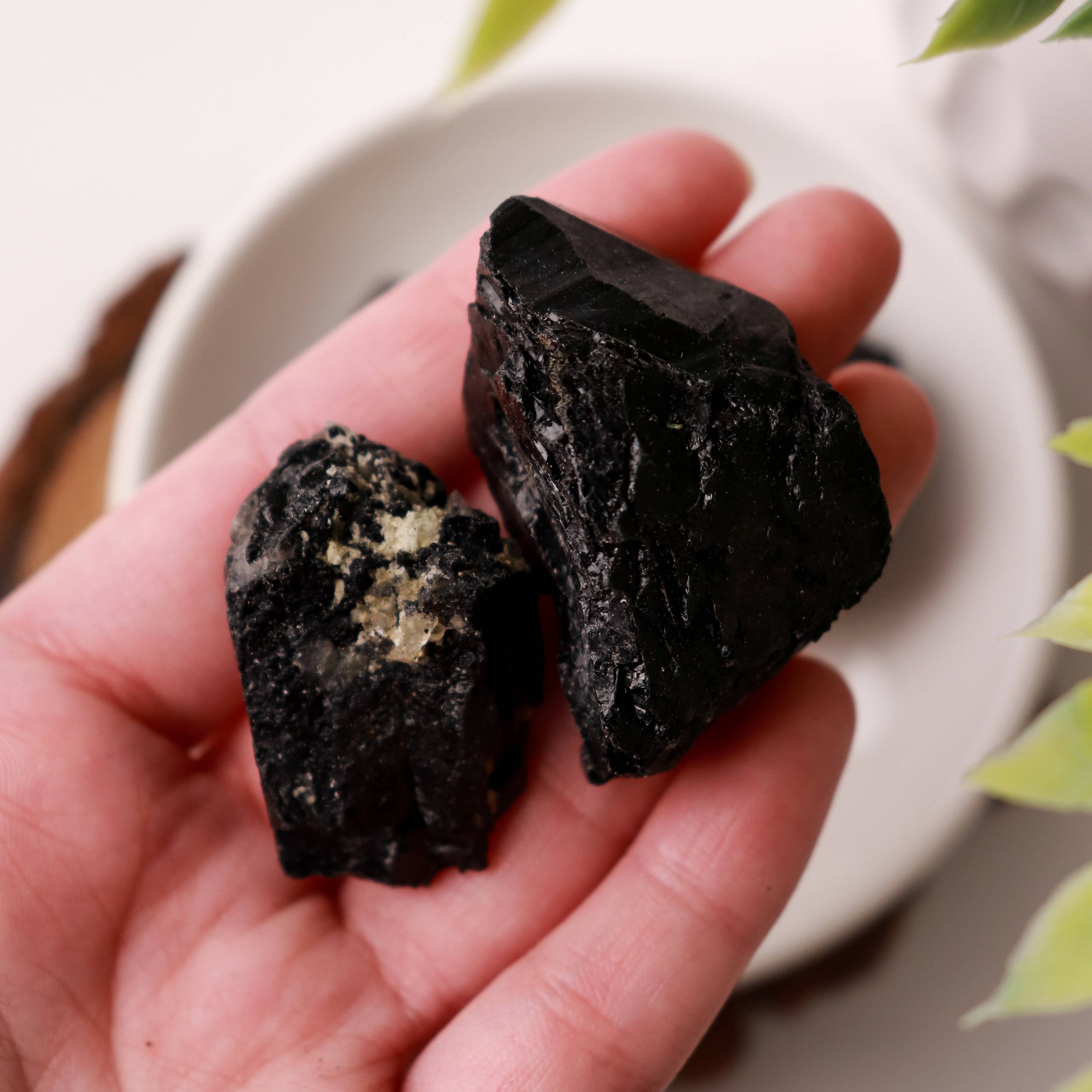 Pierres précieuses de tourmaline noire