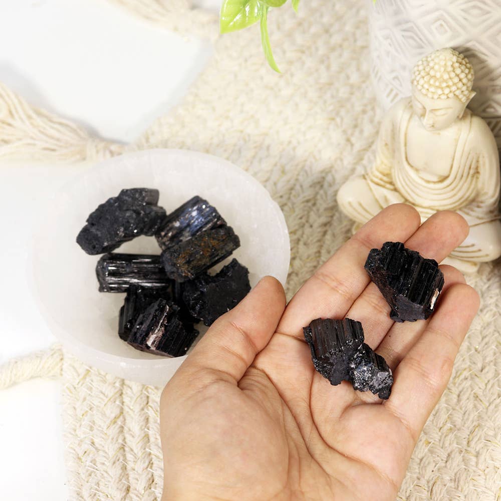 Pierres précieuses de tourmaline noire