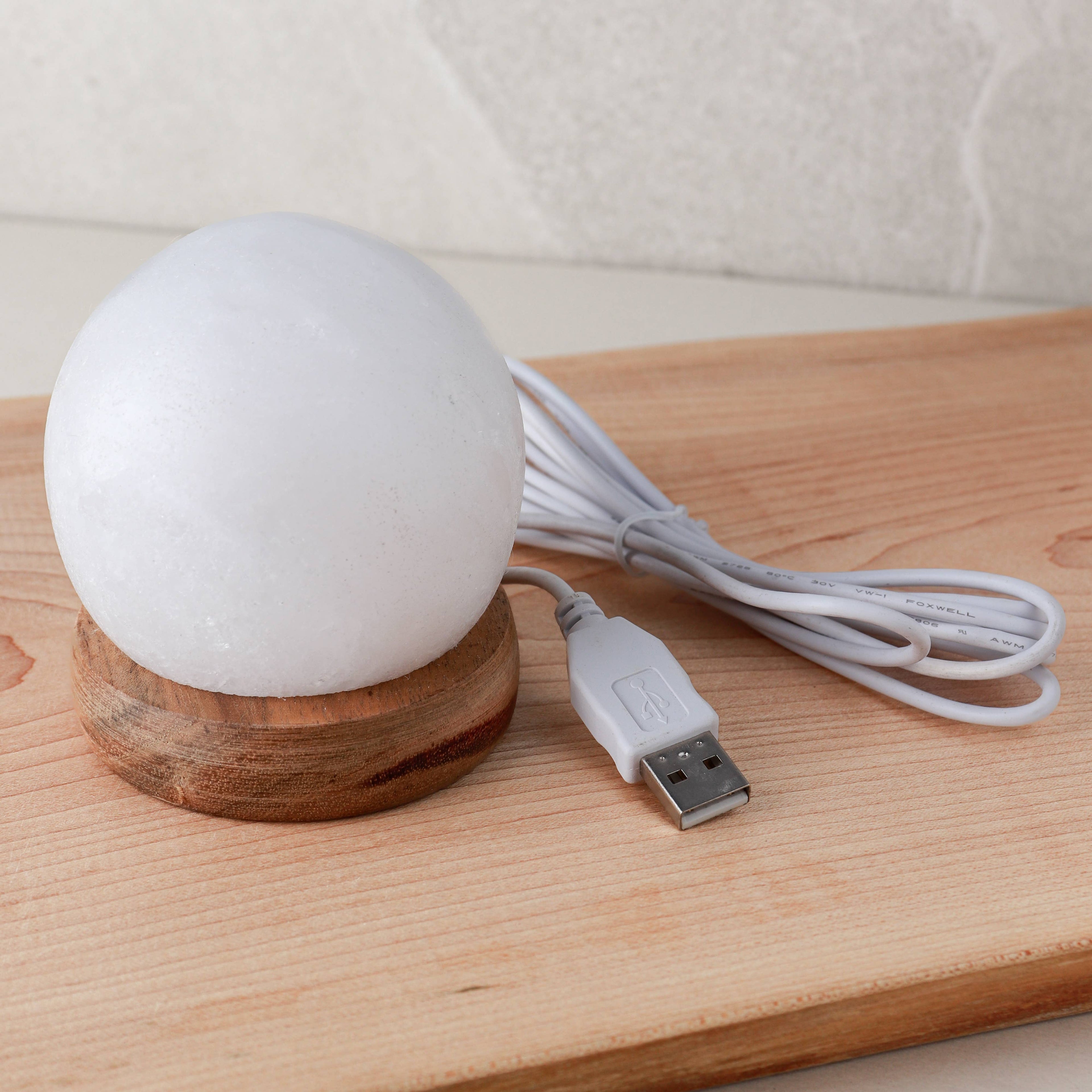 Lampe en cristal de sel blanc Moon avec clé USB