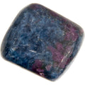 Pierres roulées en cyanite rubis